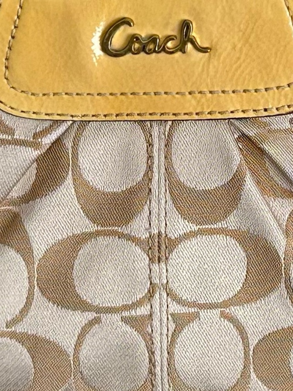 Vintage Coach Yellow Signature Canvas Wristlet Yellow Zip Pouch Clutch Y2K - Picture 4 of 11